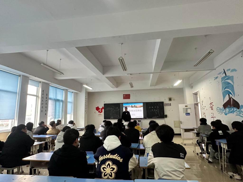 机电工程系积极部署宿舍安全工作  全力护航冬季供暖